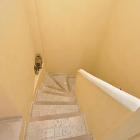 4 Bedroom Pet Friendly In Maxime *