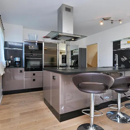 Hébergement de vacances 4 Bedroom Pet Friendly In Maxime Sainte-Maxime