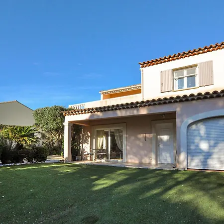 Ferienhaus Beautiful In Maxime Sainte-Maxime