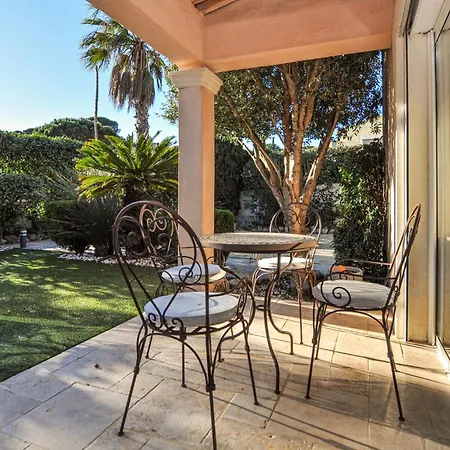 4 Bedroom Pet Friendly In Maxime *